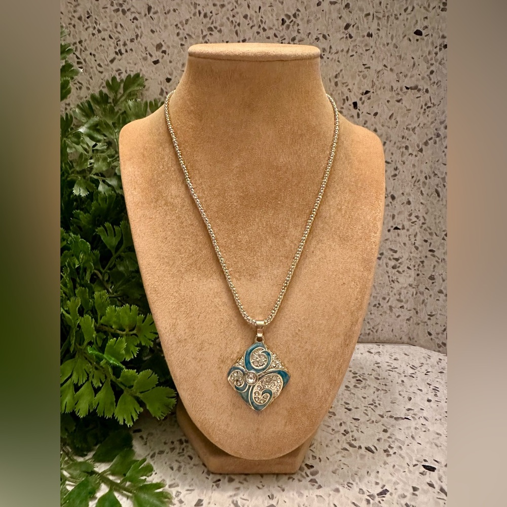 Turquoise enamel and rhinestone pendant necklace
